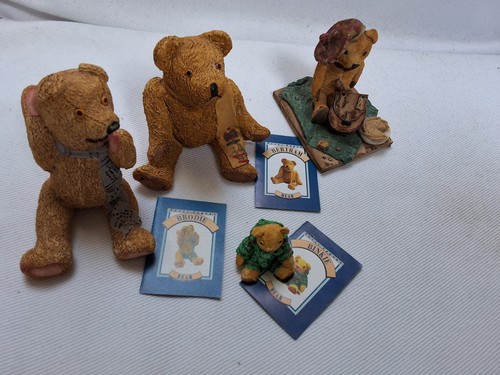 Vintage colour box bears - vintage,